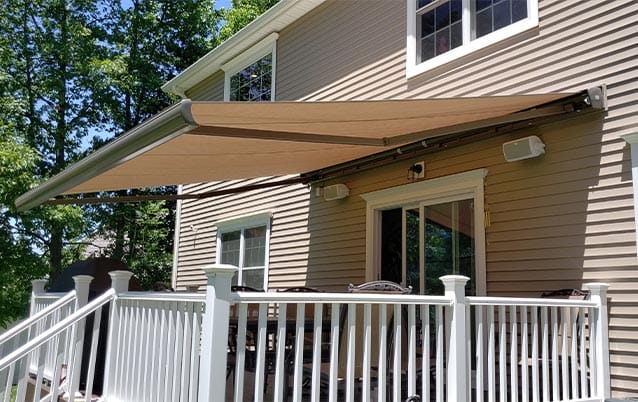 Aristocrat Manor Fully Cassetted Awning — Breslow Design & Build