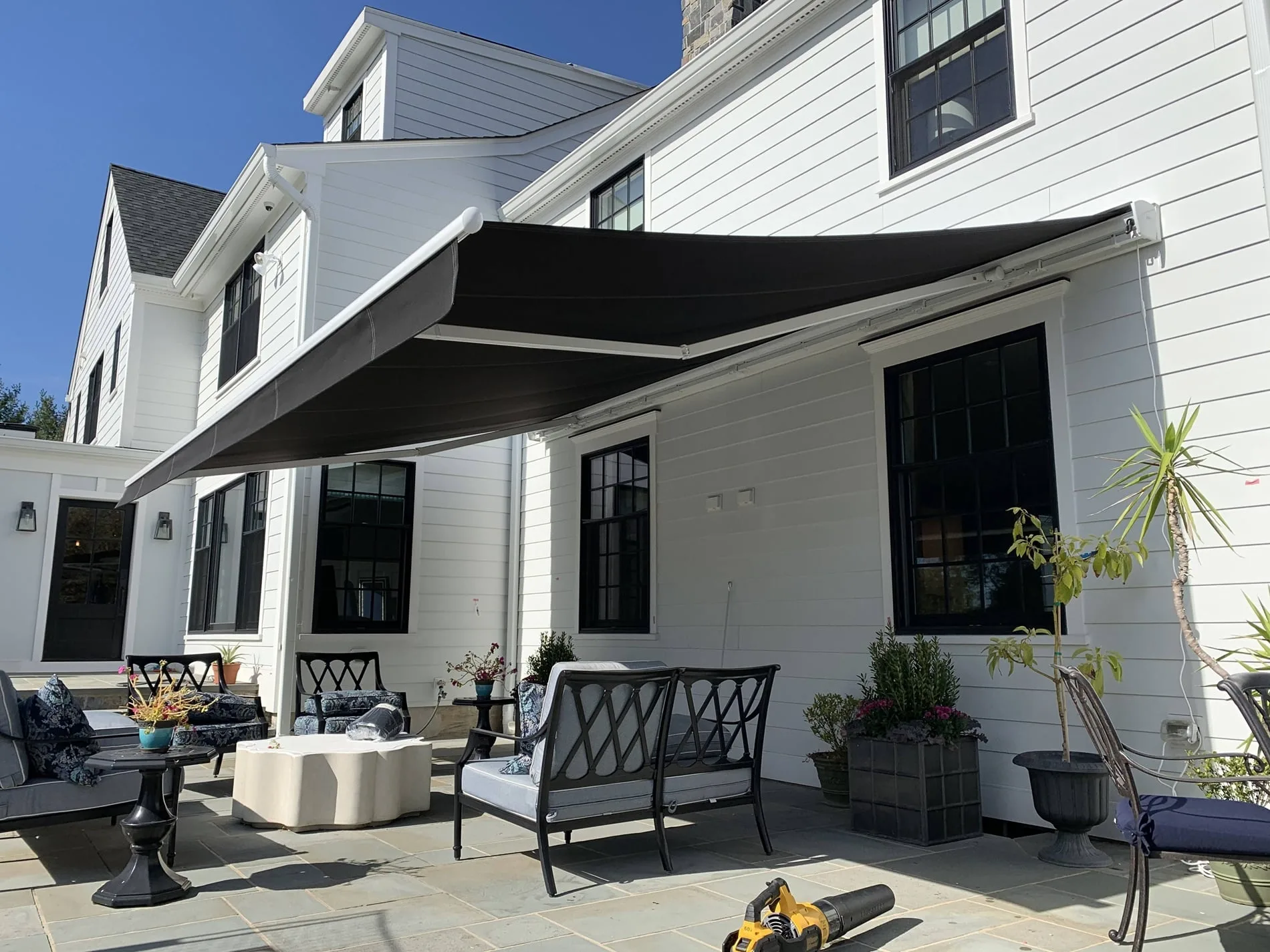 Aristocrat Eko retractable awning