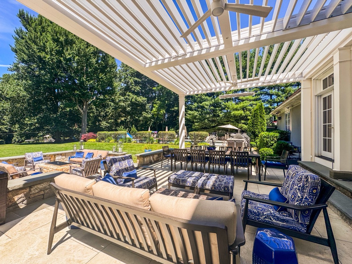 Custom transitional louvered roof — Purchase, NY