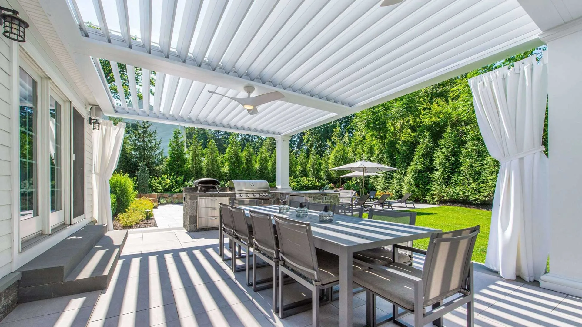 High-quality home improvement products and solutions from Breslow, including awnings, motorized screens, and shading systems.